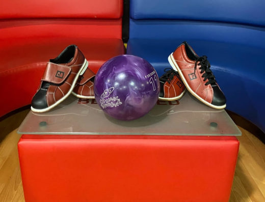 ΑΙΘΟΥΣΑ BOWLING ΑΓΙΟΣ ΔΗΜΗΤΡΙΟΣ | BLUE RED BOWLING