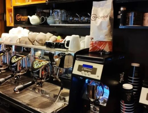 ΚΑΦΕΤΕΡΙΑ ΑΓΡΙΝΙΟ | BLEND COFFEE