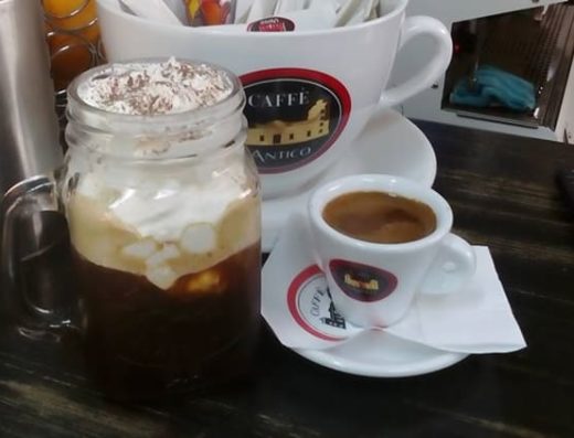 ΚΑΦΕΤΕΡΙΑ ΑΙΑΝΤΕΙΟ ΣΑΛΑΜΙΝΑ | SELFIE COFFEE