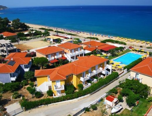 ΕΝΟΙΚΙΑΖΟΜΕΝΑ ΔΩΜΑΤΙΑ-ΔΙΑΜΕΡΙΣΜΑΤΑ | ΚΕΦΑΛΛΟΝΙΑ ΣΚΑΛΑ | THEODORA AND AEGIALIS STUDIOS AND APARTMENTS