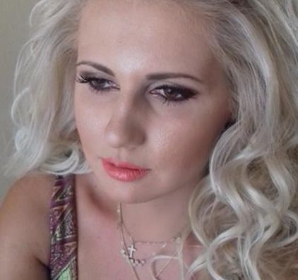 ΚΟΜΜΩΤΗΡΙΟ ΑΓΡΙΝΙΟ | HAIR AND NAIL STUDIO