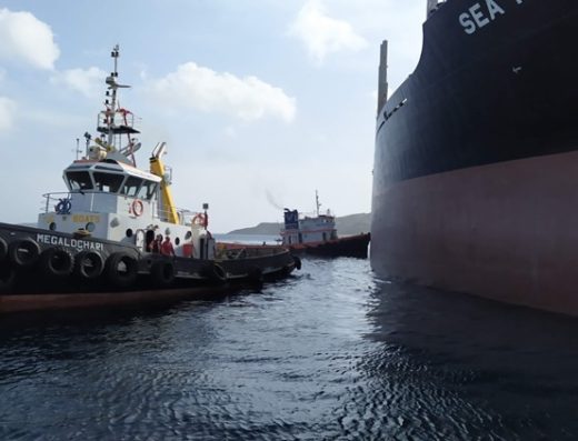 ΡΥΜΟΥΛΚΗΣΕΙΣ ΠΛΟΙΩΝ ΣΥΡΟΣ ΜΑΝΤΡΟΝΙΑ | ΠΕΡΣΕΥΣ ΣΥΡΟΥ