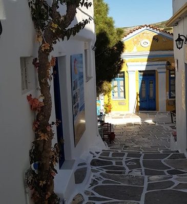 ΞΕΝΟΔΟΧΕΙΟ ΓΡΑΦΕΙΟ ΤΟΥΡΙΣΜΟΥ ΠΑΡΟΣ | BOCAMVIGLIES IN LEFKES