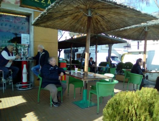 ΠΙΤΣΑΡΙΑ ΚΑΣΤΟΡΙΑ | SENIOR PIZZA AL METRO