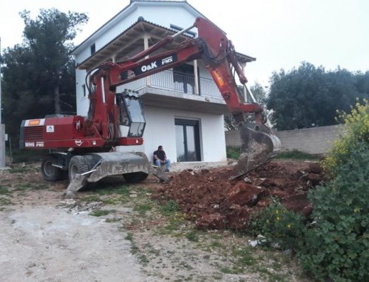 ΧΩΜΑΤΟΥΡΓΙΚΕΣ ΕΡΓΑΣΙΕΣ ΞΥΛΟΚΑΣΤΡΟ | ΒΙΛΑΔΕΡΗΣ ΓΙΩΡΓΟΣ