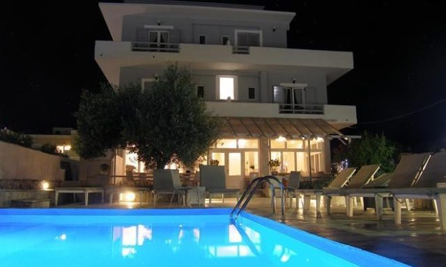 Rooms Apartments to Let | Vari Syros Cyclades | Syros Holidays