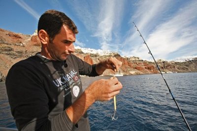 ΘΑΛΑΣΣΙΕΣ ΠΕΡΙΗΓΗΣΕΙΣ-ΨΑΡΕΜΑ ΣΑΝΤΟΡΙΝΗ ΟΙΑ | THE PIRATE FISHING TOURS - gbd.gr