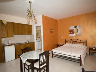 Rooms to Let | Myrties Kalymnos | Niki & Maria Studios