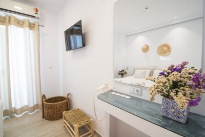 Rooms To Let | Μykonos Cyclades | Dimele Rooms & Studios --- gbd.gr