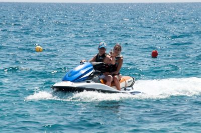 ΘΑΛΑΣΣΙΑ ΣΠΟΡ ΣΠΕΤΣΕΣ ΑΓΙΑ ΜΑΡΙΝΑ | BABIS WATERSPORTS - gbd.gr