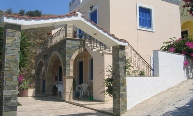 Rooms to Let | Myrties Kalymnos | Niki & Maria Studios