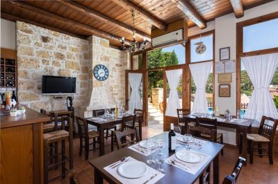 Traditional House Hostel | Houdetsi Heraklion Crete | Petronikolis - gbd.gr