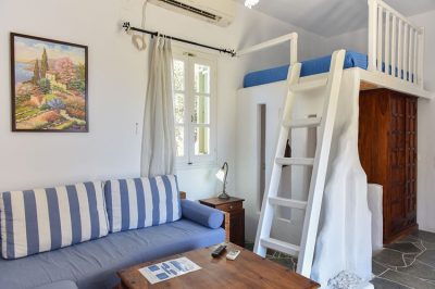 STUDIOS TO LET | PLATIS GIALOS SIFNOS | GIANNAKAS STUDIOS - gbd.gr