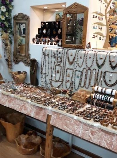 Tourist Shop Souvenirs | Agios Nikolaos Lasithi Crete | Olive Tree Handmade Crafts - gbd.gr