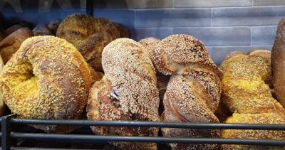 ΖΑΧΑΡΟΠΛΑΣΤΕΙΟ ΑΡΤΟΠΟΙΕΙΟ ΝΙΚΑΙΑ | BREAD ROLL - gbd.gr