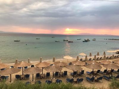 BEACH BAR ΧΑΛΚΙΔΙΚΗ ΑΦΥΤΟΣ | ΑΚΡΟΓΙΑΛΟ - gbd.gr