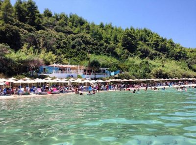 BEACH BAR ΧΑΛΚΙΔΙΚΗ ΑΦΥΤΟΣ | ΑΚΡΟΓΙΑΛΟ - gbd.gr