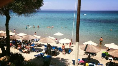 BEACH BAR ΧΑΛΚΙΔΙΚΗ ΑΦΥΤΟΣ | ΑΚΡΟΓΙΑΛΟ - gbd.gr