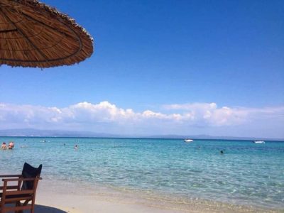 BEACH BAR ΧΑΛΚΙΔΙΚΗ ΑΦΥΤΟΣ | ΑΚΡΟΓΙΑΛΟ - gbd.gr