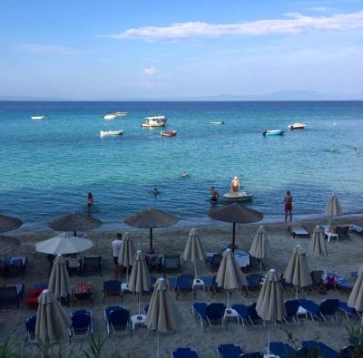 BEACH BAR ΧΑΛΚΙΔΙΚΗ ΑΦΥΤΟΣ | ΑΚΡΟΓΙΑΛΟ - gbd.gr