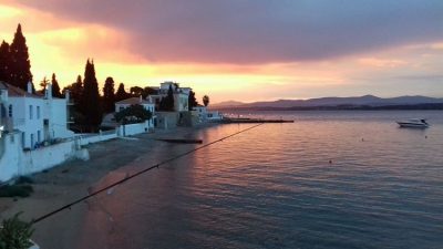 ΨΑΡΟΤΑΒΕΡΝΑ FISH RESTAURANT ΣΠΕΤΣΕΣ | ΝΕΡΟ ΤΗΣ ΑΓΑΠΗΣ-ΝΤΑ - GBD.GR