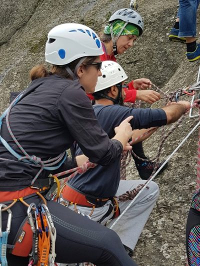 ΣΧΟΛΗ ΟΡΕΙΒΑΣΙΑΣ ΑΝΑΡΡΙΧΗΣΗΣ ΜΑΡΟΥΣΙ | BASECAMP - gbd.gr