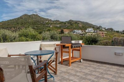 ΕΝΟΙΚΙΑΖΟΜΕΝΑ ΔΩΜΑΤΙΑ ΝΑΞΟΣ | VILLA PARISI NAXOS