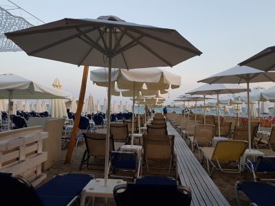 ΚΑΦΕ ΜΠΑΡ ΝΕΑ ΚΑΛΛΙΚΡΑΤΕΙΑ ΘΕΣΣΑΛΟΝΙΚΗ | YACHT LUXURY CAFE BAR --- gbd.gr