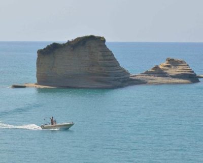 ΕΝΟΙΚΙΑΣΕΙΣ ΣΚΑΦΩΝ ΘΑΛΑΣΣΙΕΣ ΚΡΟΥΑΖΙΕΡΕΣ | ΣΙΔΑΡΙ ΚΕΡΚΥΡΑ ΙΟΝΙΟ | THE WAVE BOAT COMPANY - gbd.gr