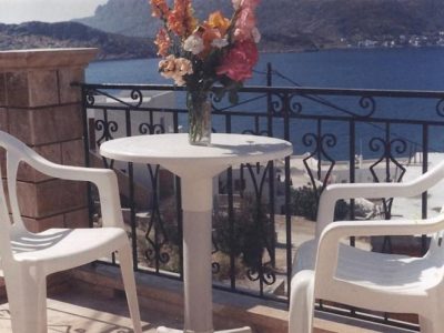 Rooms to Let | Myrties Kalymnos | Niki & Maria Studios