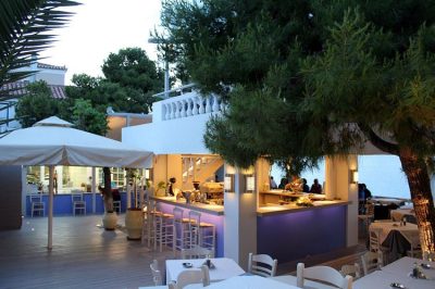 ΨΑΡΟΤΑΒΕΡΝΑ FISH RESTAURANT ΣΠΕΤΣΕΣ | ΝΕΡΟ ΤΗΣ ΑΓΑΠΗΣ-ΝΤΑ - GBD.GR