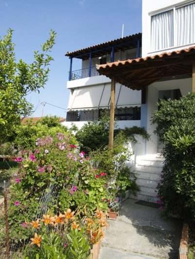 ROOMS TO LET SKIATHOS AMMOUDIA | MARTHA'S HOUSE - gbd.gr